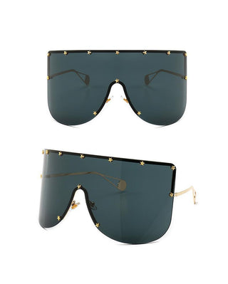Elaiza Oversized Sunglasses - Gold Gray lens gold details front view